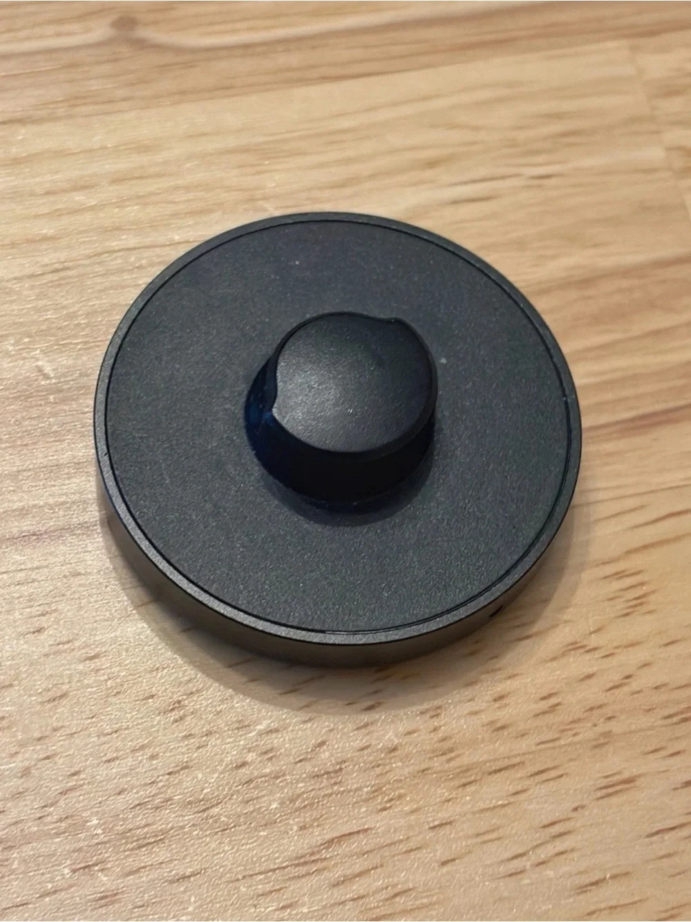 Oura ring Gen 3 size 8 silver, w/ charger and box